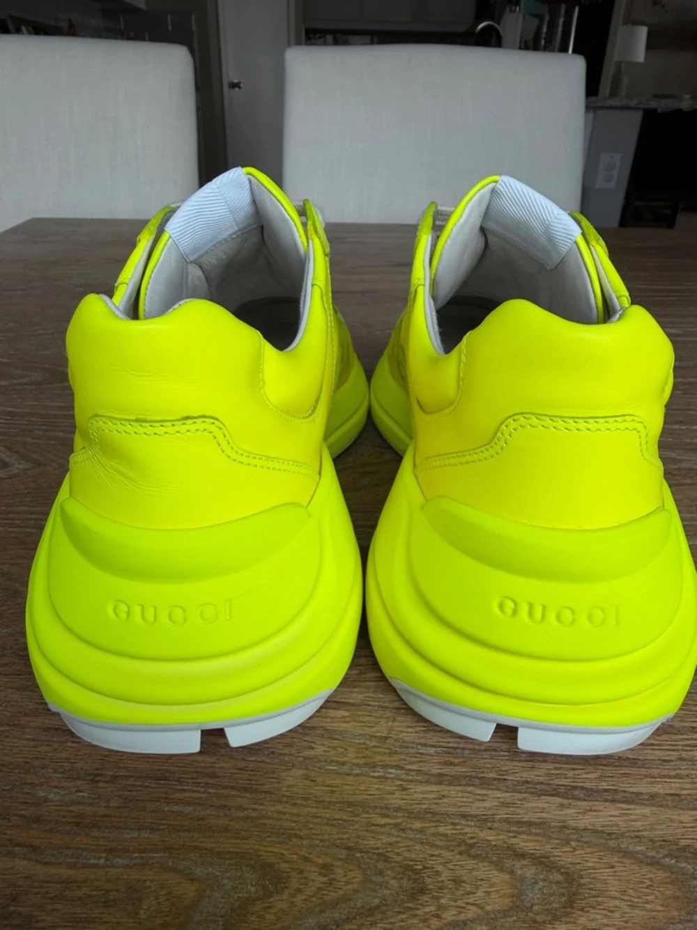 Gucci Rhyton Low Fluorescent Yellow Sneakers - Picture 5 of 8